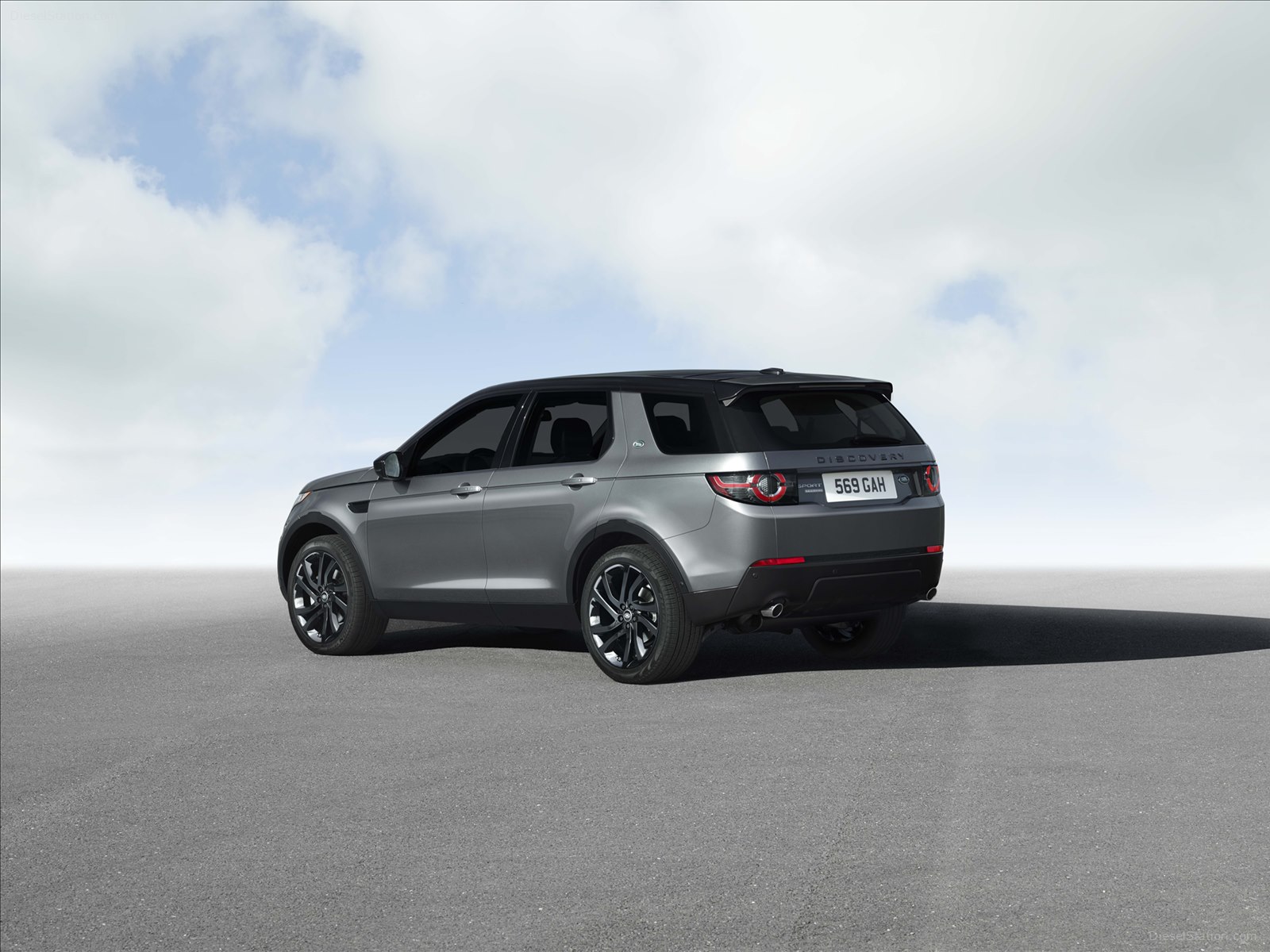 Land Rover Discovery Sport 2015